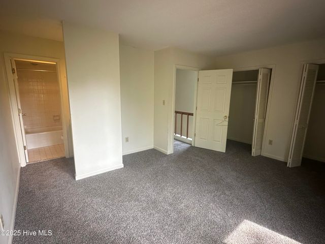 402 Sherbrooke Circle, Laurinburg, NC 28352