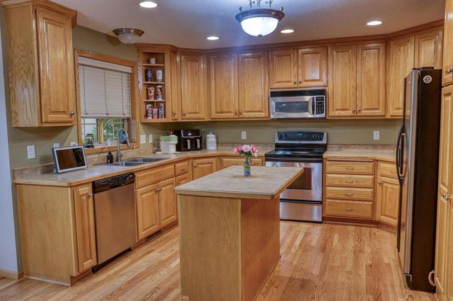13190 Avocet Street NW, Coon Rapids, MN 55448