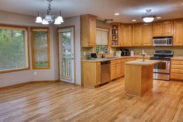 13190 Avocet Street NW, Coon Rapids, MN 55448