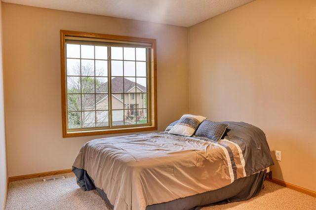 13190 Avocet Street NW, Coon Rapids, MN 55448