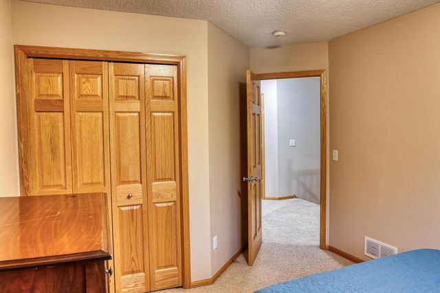 13190 Avocet Street NW, Coon Rapids, MN 55448
