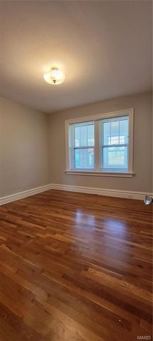 6024 Wanda Avenue, St Louis, MO 63116