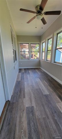 6024 Wanda Avenue, St Louis, MO 63116