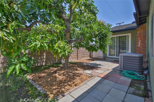 8001 San Lazaro Circle, Buena Park, CA 90620