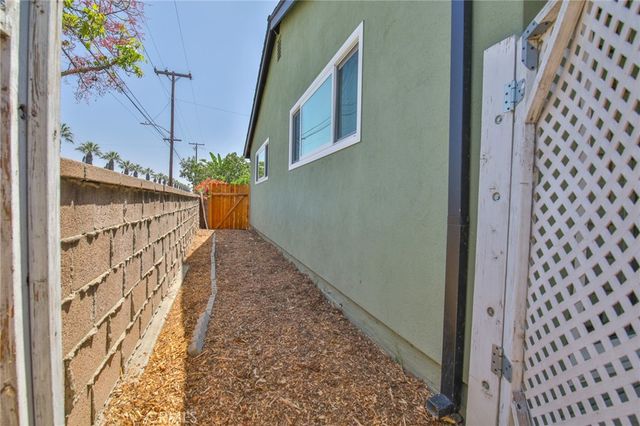 8001 San Lazaro Circle, Buena Park, CA 90620