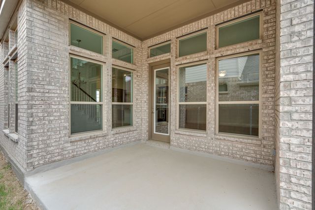 741 Waterbrook Parkway, Argyle, TX 76226