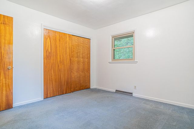 7963 Gull Road, Richland, MI 49083