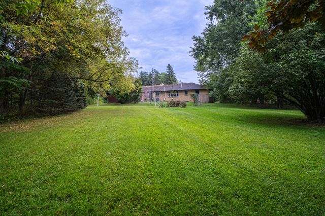 7963 Gull Road, Richland, MI 49083