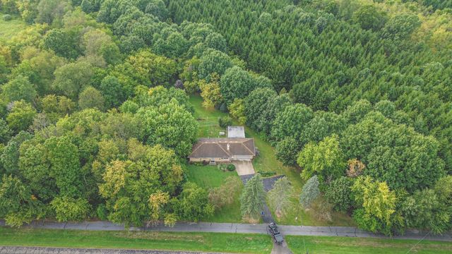 7963 Gull Road, Richland, MI 49083