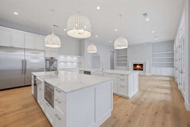 6254 Preston Crest Lane, Dallas, TX 75230