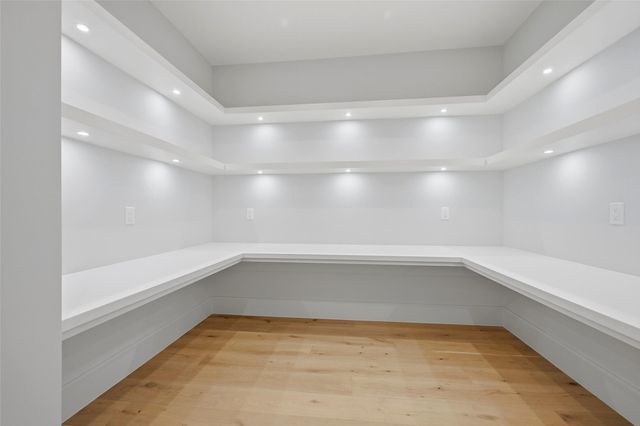 6254 Preston Crest Lane, Dallas, TX 75230