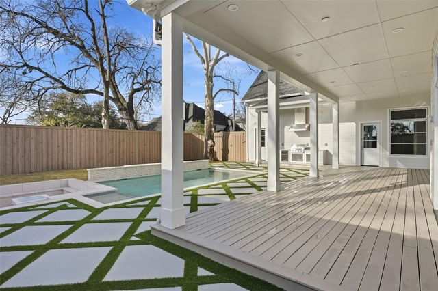 6254 Preston Crest Lane, Dallas, TX 75230