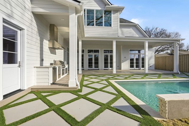 6254 Preston Crest Lane, Dallas, TX 75230