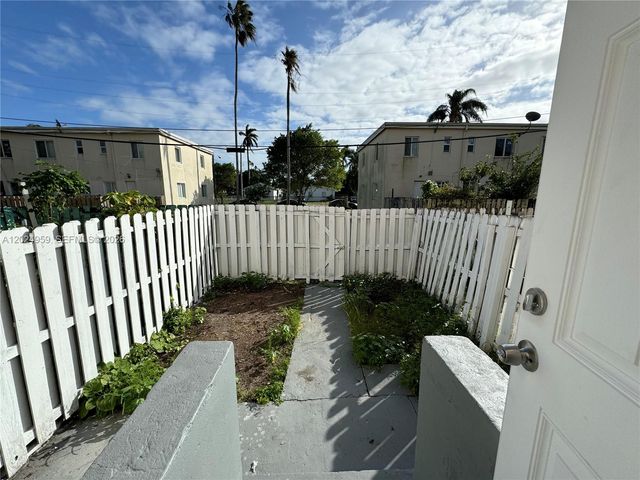 234 NW 84th St 234, Miami, FL 33150