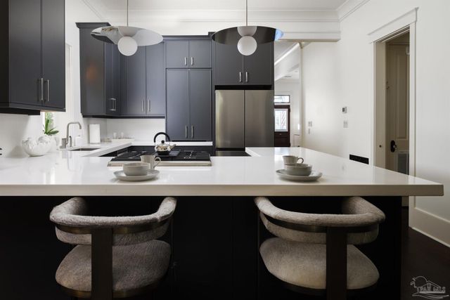 433 E Zarragossa St, Pensacola, FL 32502