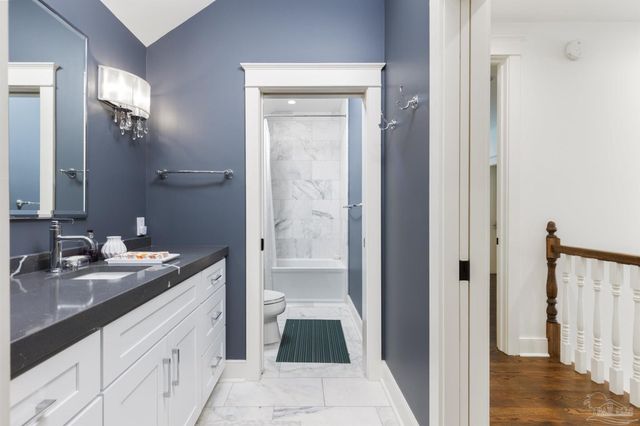 433 E Zarragossa St, Pensacola, FL 32502