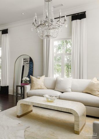 433 E Zarragossa St, Pensacola, FL 32502