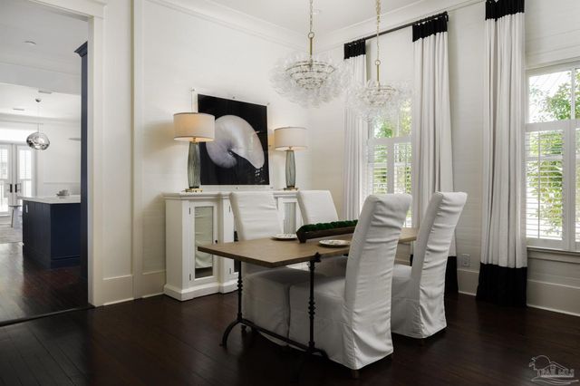 433 E Zarragossa St, Pensacola, FL 32502