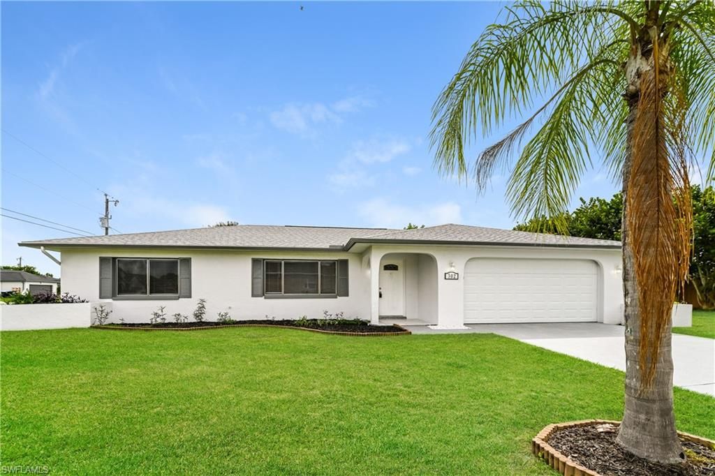 302 3rd ST, Cape Coral, FL 33990