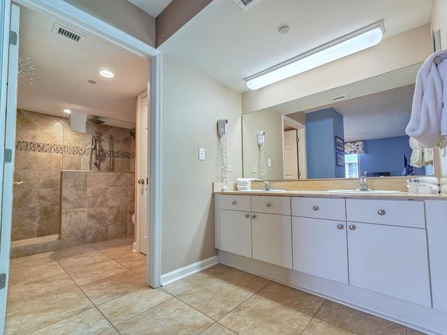 8560 Queensway Blvd Apt 1407, Myrtle Beach, SC 29572