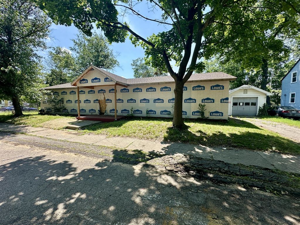 1820 Elgin Street, Kalamazoo, MI 49001