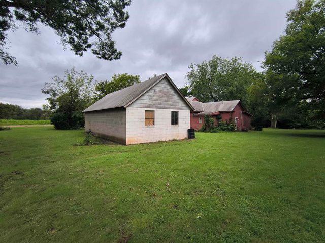 306 E Main St, Milan, KS 67105