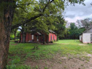 306 E Main St, Milan, KS 67105