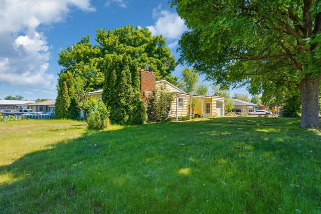 8004 E Mission Ave, Spokane, WA 99212