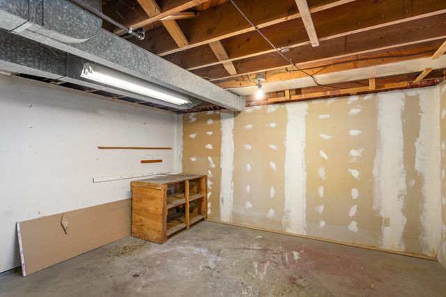 8004 E Mission Ave, Spokane, WA 99212