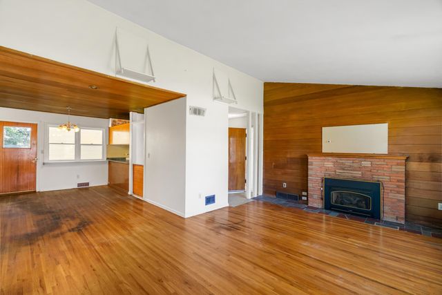 8004 E Mission Ave, Spokane, WA 99212