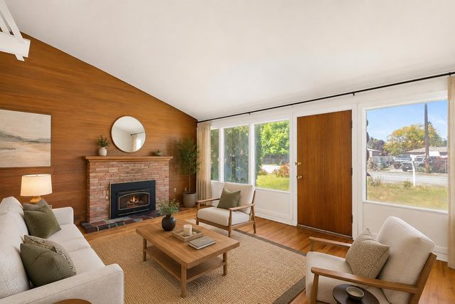 8004 E Mission Ave, Spokane, WA 99212