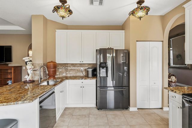 6201 Spring Lake Terrace, Fort Pierce, FL 34951
