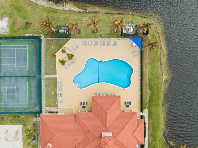 6201 Spring Lake Terrace, Fort Pierce, FL 34951