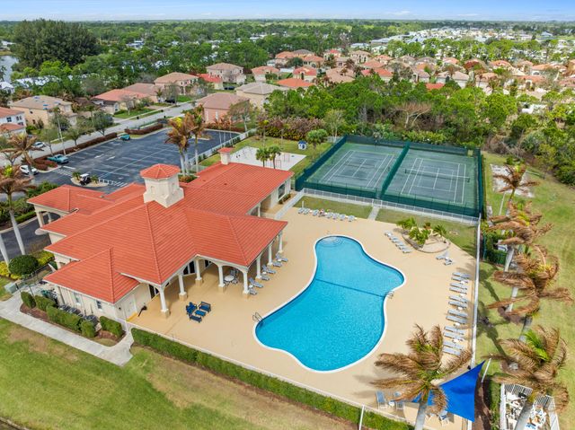 6201 Spring Lake Terrace, Fort Pierce, FL 34951