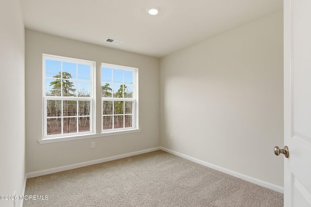 17 Baybreeze Drive, Waretown, NJ 08758