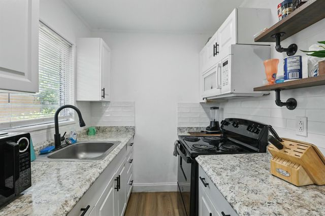424 S E Street, Lake Worth Beach, FL 33460