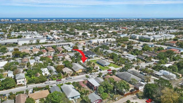 424 S E Street, Lake Worth Beach, FL 33460