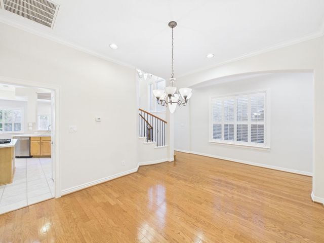 5449 Fairdale Lane, Houston, TX 77056
