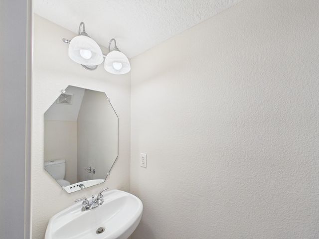 5449 Fairdale Lane, Houston, TX 77056