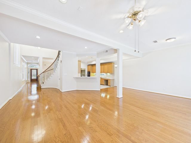 5449 Fairdale Lane, Houston, TX 77056