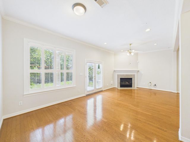 5449 Fairdale Lane, Houston, TX 77056