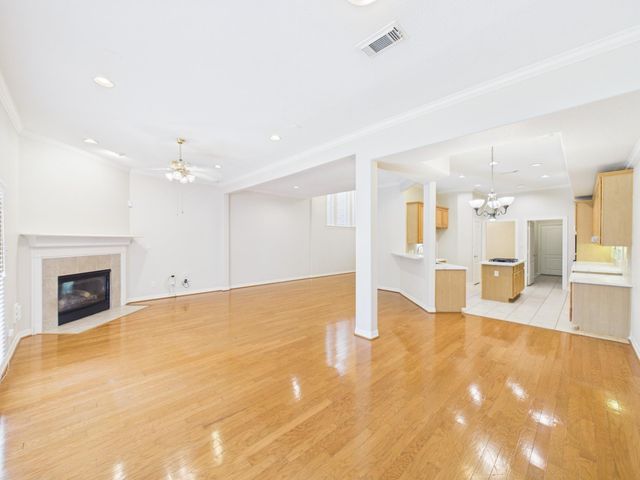 5449 Fairdale Lane, Houston, TX 77056