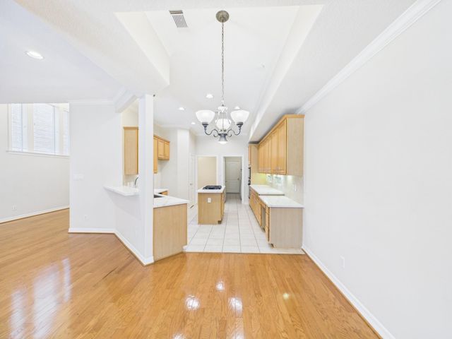 5449 Fairdale Lane, Houston, TX 77056