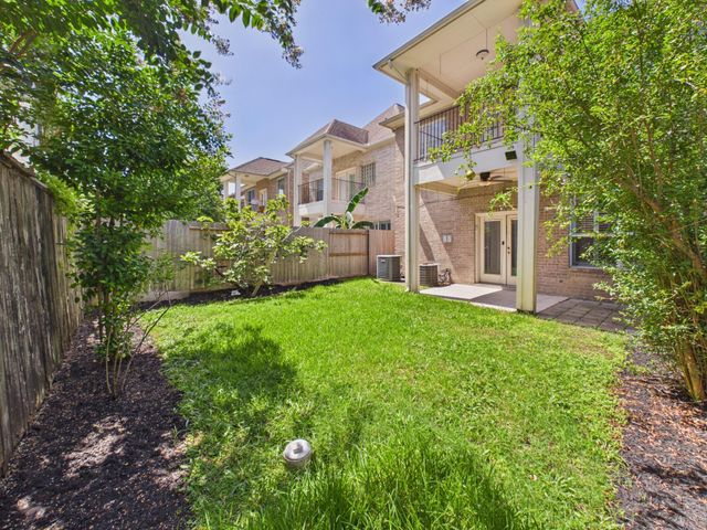 5449 Fairdale Lane, Houston, TX 77056