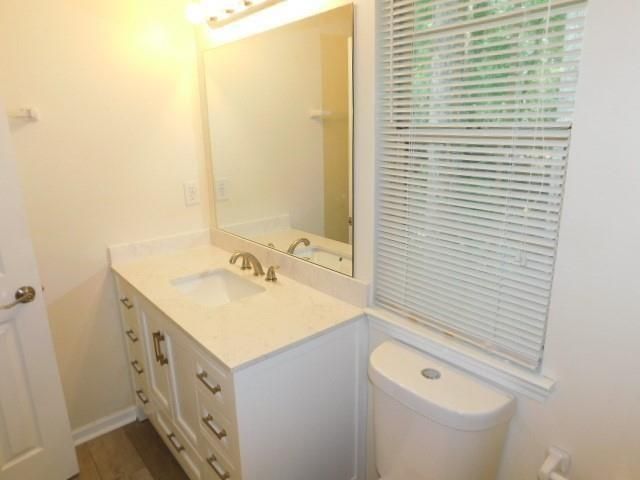 11215 Abbotts Station Drive, Johns Creek, GA 30097