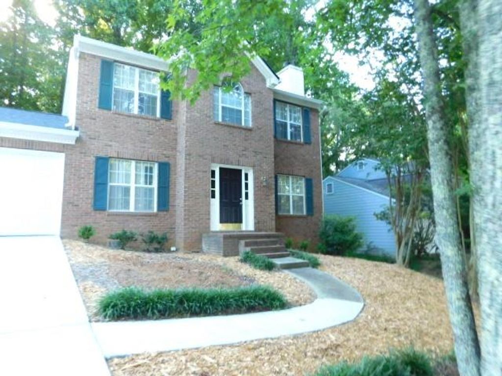 11215 Abbotts Station Drive, Johns Creek, GA 30097