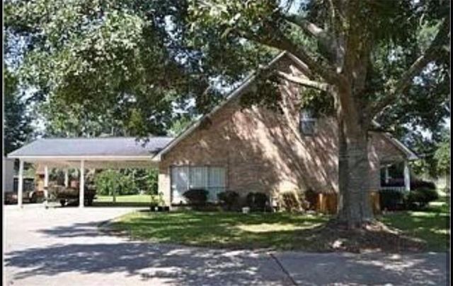 10740 Grand Avenue, Grand Bay, AL 36541