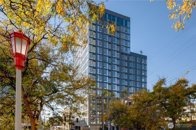 450 S Main St #912, Seattle, WA 98104