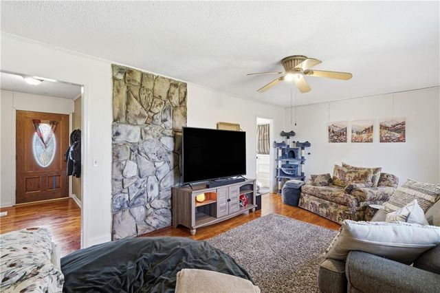 135 Cantrell Drive SW, Plainville, GA 30733