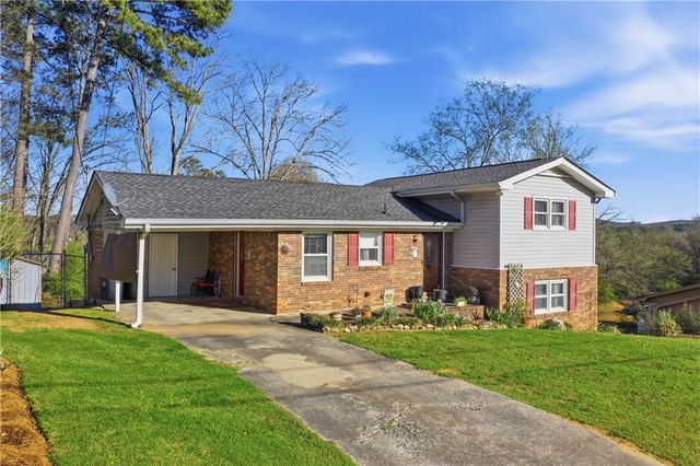 135 Cantrell Drive SW, Plainville, GA 30733